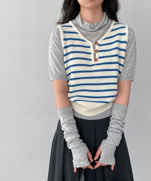 CHUN CHUN NOTES（チュンチュンノーツ）の「26SS/ボーダー柄ヘンリーネックニットベスト（ベスト・レディース・レッド/グリーン/ピンク/ブルー・F）」の17枚目の写真