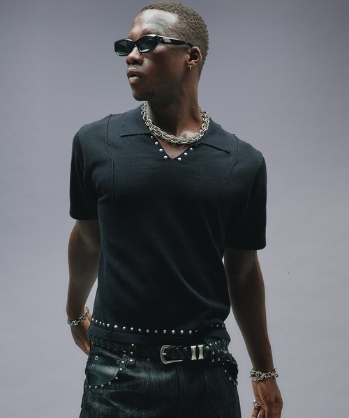 ANDER HUNK（アンダーハンク）の「Studs Design Skipper Polo / スタッズデザインスキッパーポロ（ニット/セーター・メンズ・パープル/ブラック・MEDIUM/LARGE）」の6枚目の写真