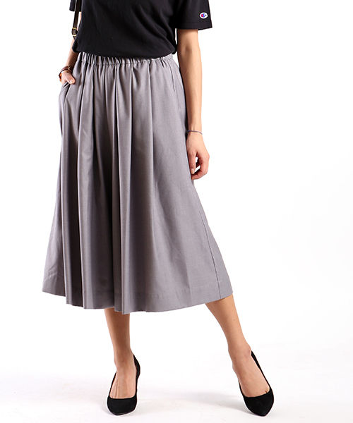 FREAK'S STORE（フリークスストア）の「タックフレアスカーチョ　-2016新作-（その他パンツ・レディース・ベージュ/ネイビー/グレー・SMALL/MEDIUM）」の2枚目の写真