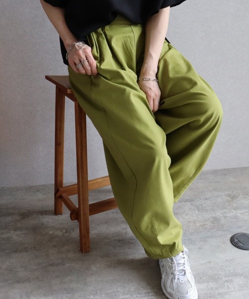 zena(ジェナ)の「リネンボリュームサーカスパンツ(その他パンツ・レディース・ダークグリーン/オートミール/グレー系その他/ベージュ系その他/グリーン系その他/オレンジ・MEDIUM)」の5枚目の写真