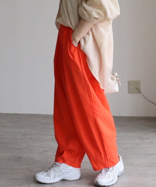 zena(ジェナ)の「リネンボリュームサーカスパンツ(その他パンツ・レディース・ダークグリーン/オートミール/グレー系その他/ベージュ系その他/グリーン系その他/オレンジ・MEDIUM)」の6枚目の写真