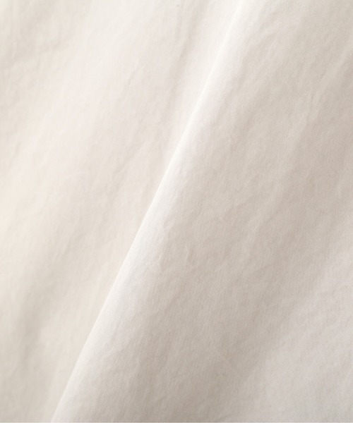 MHL.（エムエイチエル）の「COMPACT COTTON POPLIN（シャツ/ブラウス・メンズ・グレー/ライム・SMALL/MEDIUM/LARGE）」の7枚目の写真