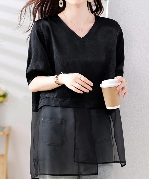 LUCPY(ラクピー)の「シアー切替Vネックチュニックトップス(その他トップス・レディース・ブラック・XX-LARGE/X-LARGE/LARGE/MEDIUM)」の2枚目の写真