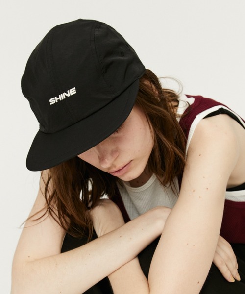 Auntie Rosa Holiday(アンティローザホリデー)の「SHINEロゴCAP(キャップ・レディース・キャメル/ネイビー/ブラック・FREE)」の2枚目の写真