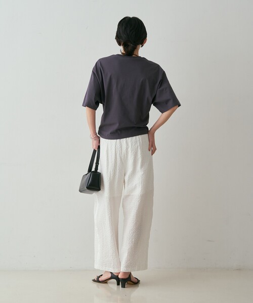 qualite(カリテ)の「【セットアップ対応】シアーギンガムクロップドパンツ 夏服 春服 リラックス 大人カジュアル(その他パンツ・レディース・ネイビー/ブラウン/ホワイト・38/36)」の4枚目の写真