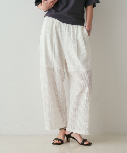 qualite(カリテ)の「【セットアップ対応】シアーギンガムクロップドパンツ 夏服 春服 リラックス 大人カジュアル(その他パンツ・レディース・ネイビー/ブラウン/ホワイト・38/36)」の6枚目の写真