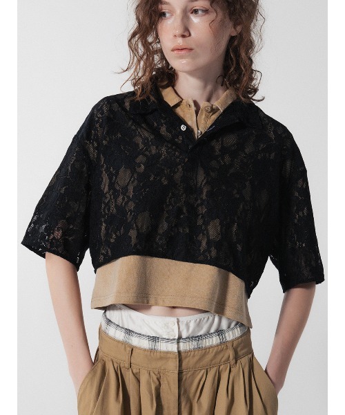 ELCHELE(エルチェレ)の「LACE POLO SHIRT(Tシャツ/カットソー・レディース・オフホワイト/ブラック/ベビーピンク・FREE)」の2枚目の写真