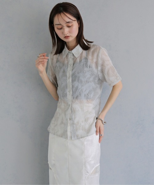 &g'aime（アンジェム）の「【&ｇ'aime 】エンボスチュニックシャツ　EmbossTunicShirt（シャツ/ブラウス・レディース・グレー/ブラック・FREE）」の16枚目の写真