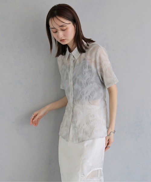 &g'aime（アンジェム）の「【&ｇ'aime 】エンボスチュニックシャツ　EmbossTunicShirt（シャツ/ブラウス・レディース・グレー/ブラック・FREE）」の18枚目の写真