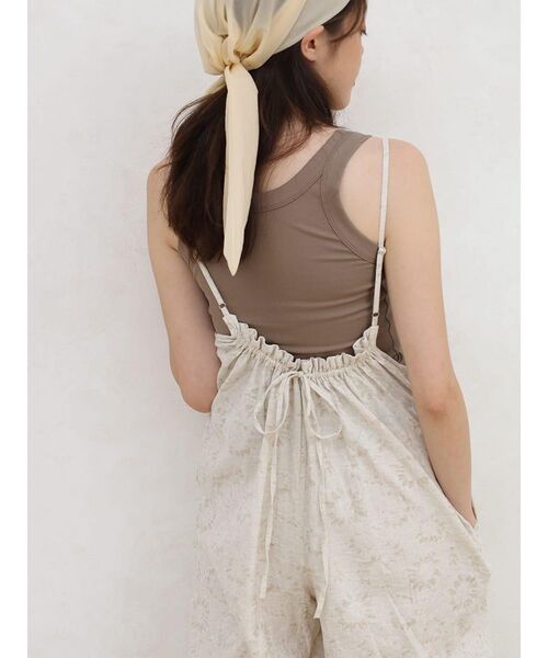 FIKA.(フィーカ)の「Flower cami overalls(サロペット/オーバーオール・レディース・ブラウン/ベージュ系・MEDIUM)」の19枚目の写真
