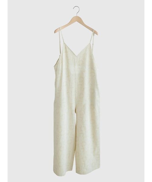 FIKA.(フィーカ)の「Flower cami overalls(サロペット/オーバーオール・レディース・ブラウン/ベージュ系・MEDIUM)」の4枚目の写真