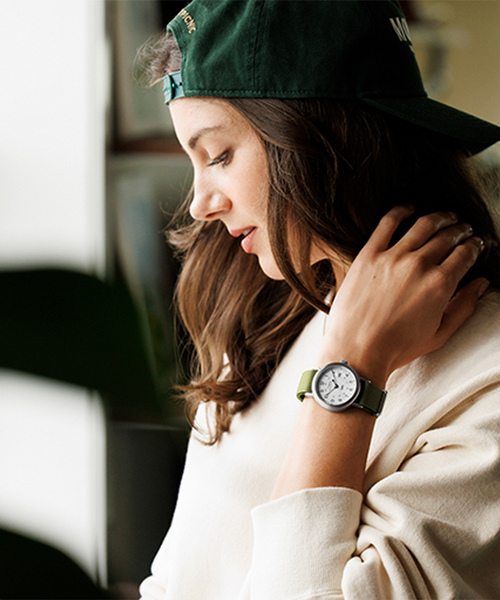 TIMEX(タイメックス)の「TIMEX Weekender 37 tx-tw2w85600(アナログ腕時計・レディース・シルバー・FREE)」の2枚目の写真