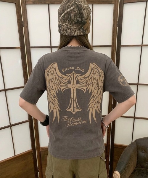 LAC-VERT(ラック・ヴェール)の「フィットリブピグメントプリントTシャツ(Tシャツ/カットソー・レディース・ブラウン/グレイッシュベージュ・FREE)」の10枚目の写真
