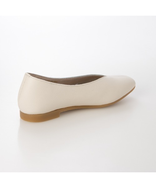 ing(イング)の「スクエアトゥVカットパンプス(パンプス・レディース・アイボリー/シルバー/ブラック・22.5cm/23cm/24cm/23.5cm/24.5cm)」の21枚目の写真