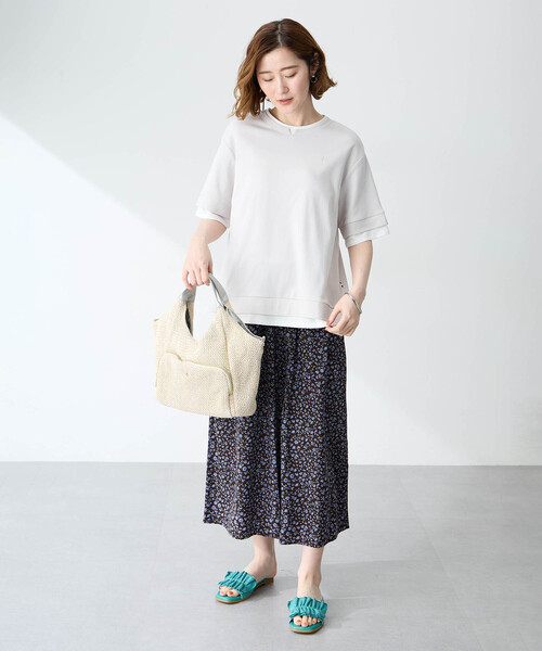 Petit Honfleur（プチオンフルール）の「レイヤード風スリットカットプルオーバー【接触冷感・UVカット】（Tシャツ/カットソー・レディース・グレー/ネイビー・M/L）」の12枚目の写真