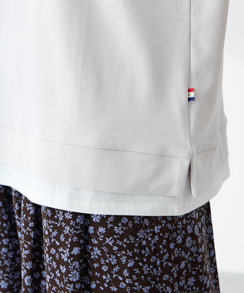 Petit Honfleur（プチオンフルール）の「レイヤード風スリットカットプルオーバー【接触冷感・UVカット】（Tシャツ/カットソー・レディース・グレー/ネイビー・M/L）」の15枚目の写真