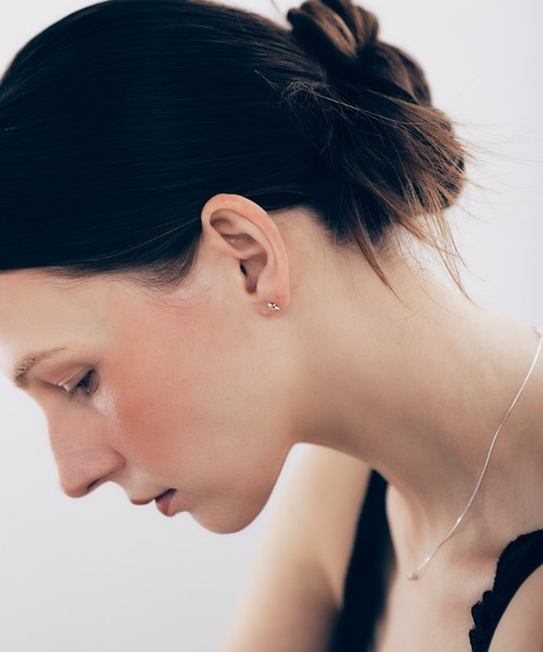 whoseA(フーシー)の「【silver925】Mini Star Pierce / ミニスターピアス(ピアス(両耳用)・レディース・ゴールド/シルバー・FREE)」の4枚目の写真
