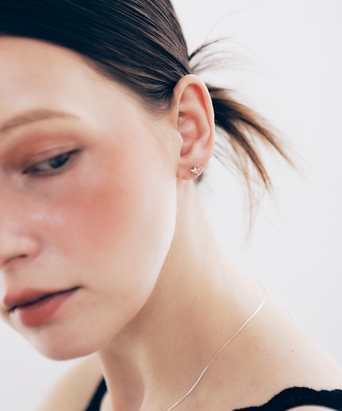 whoseA(フーシー)の「【silver925】Mini Star Pierce / ミニスターピアス(ピアス(両耳用)・レディース・ゴールド/シルバー・FREE)」の5枚目の写真