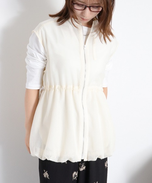cepo（セポ）の「バルーンメッシュドロストベスト（ベスト・レディース・オフホワイト/ブラック・M）」の2枚目の写真