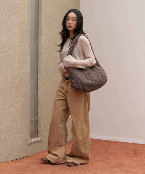 HAVEAWHALE(ハブアホエール)の「boucle pebble bag (BR)(ショルダーバッグ・レディース・その他・FREE)」の4枚目の写真