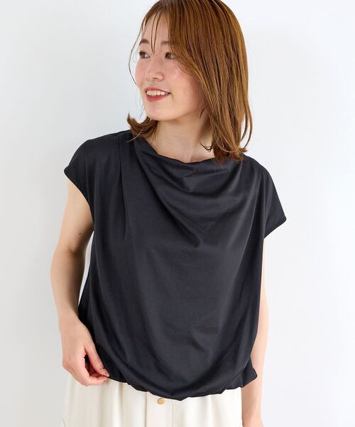 le.coeur blanc（ルクールブラン）の「ドレープネックカットソー（Tシャツ/カットソー・レディース・チャコールグレー/ブラック/オフホワイト/ブルー・38）」の8枚目の写真