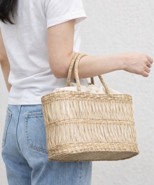 CACHELLIE(カシェリエ)の「SEAGRASS PATTERN TOTE / M(かごバッグ・レディース・ナチュラル/ブラック・FREE)」の1枚目の写真