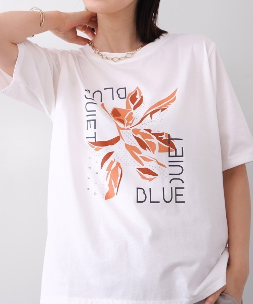 Bou Jeloud（ブージュルード）の「デジタルフラワープリントＴシャツ（Tシャツ/カットソー・レディース・オフホワイト/チャコールグレー・FREE）」の7枚目の写真