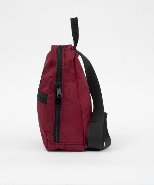 GOOD DEAL(グッドディール)の「Tough Traveler / タフトラベラー / PEANUTS SLING BAG / スリングバッグ / ワンショルダーバッグ(ボディバッグ/ウエストポーチ・レディース・ブラック/レッド/シルバー/タン/ブラック系その他/ブラウン系その他/Royal/チャコール/ピーコックグリーン系/バーガンディー・FREE)」の16枚目の写真