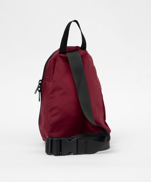 GOOD DEAL(グッドディール)の「Tough Traveler / タフトラベラー / PEANUTS SLING BAG / スリングバッグ / ワンショルダーバッグ(ボディバッグ/ウエストポーチ・レディース・ブラック/レッド/シルバー/タン/ブラック系その他/ブラウン系その他/Royal/チャコール/ピーコックグリーン系/バーガンディー・FREE)」の15枚目の写真