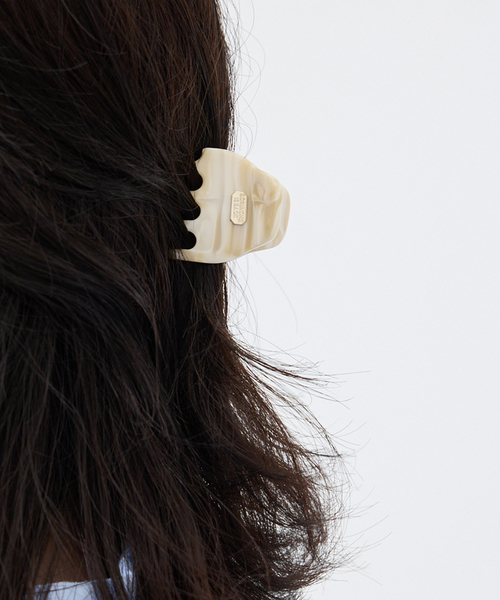 Scrunchie is Back（スクランチーイズバック）の「Scrunchie is back/スクランチーイズバック ヘアクリップ CLIP 3.5CM（バレッタ/ヘアクリップ・レディース・アイボリー/カーキ/ボルドー・FREE）」の4枚目の写真