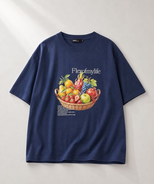 CRAFT STANDARD BOUTIQUE(クラフトスタンダードブティック)の「フルーツロゴイラストTシャツ(Tシャツ/カットソー・メンズ・ネイビー/オレンジ/グリーン・M/L)」の3枚目の写真