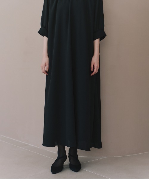 kaene（カエン）の「ライトシフォンAラインワンピース［ブラックフォーマル対応：自宅洗濯可］冠婚葬祭 礼服 喪服 入学式 卒業式 七五三 お宮参り【清涼裏地：春夏も対応】（ワンピース・レディース・ブラック・S/M/L）」の8枚目の写真