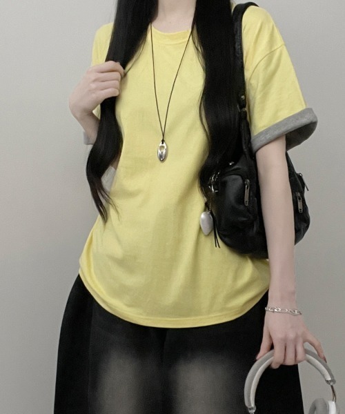 Emilie(エミリー)の「2WAY ロールアップバイカラー オーバーサイズ 半袖Tシャツ(Tシャツ/カットソー・レディース・ミント/ワイン/イエロー/ネイビー・FREE)」の10枚目の写真