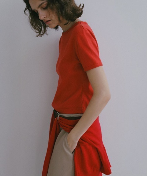 ETRE TOKYO(エトレトウキョウ)の「コンパクトフライスTee(Tシャツ/カットソー・レディース・ホワイト/チャコール/レッド・FREE)」の5枚目の写真