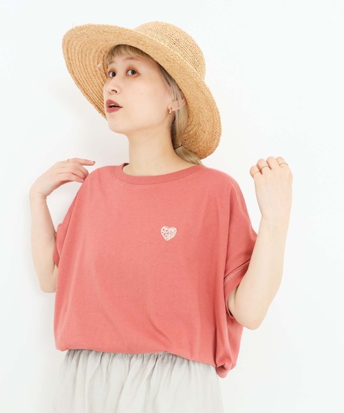 HEART MARKET（ハートマーケット）の「胸刺繍フレンチT（Tシャツ/カットソー・レディース・ブラック/ピンク/ナチュラル/ネイビー・FREE）」の11枚目の写真