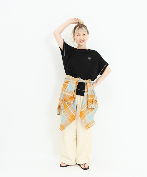 HEART MARKET（ハートマーケット）の「胸刺繍フレンチT（Tシャツ/カットソー・レディース・ブラック/ピンク/ナチュラル/ネイビー・FREE）」の15枚目の写真