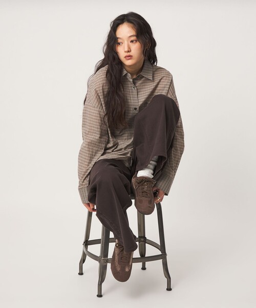 PUMA（プーマ）の「【別注】＜PUMA＞スピードキャット スニーカー（スニーカー・レディース・ブラウン・24.5cm/24cm/23.5cm/23cm/22.5cm/25cm）」の5枚目の写真