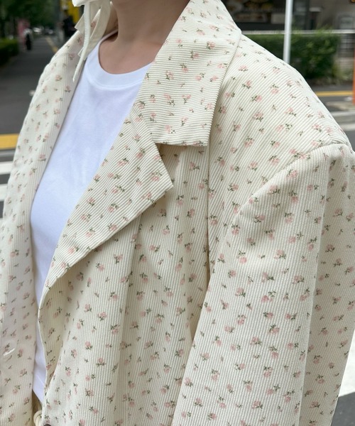 Alley Tokyo(アリートーキョー)の「【セットアップで着られる】けっこうおっきめのかっこいいジャケット(テーラードジャケット・レディース・グレー/ブラック/オフホワイト・FREE)」の18枚目の写真