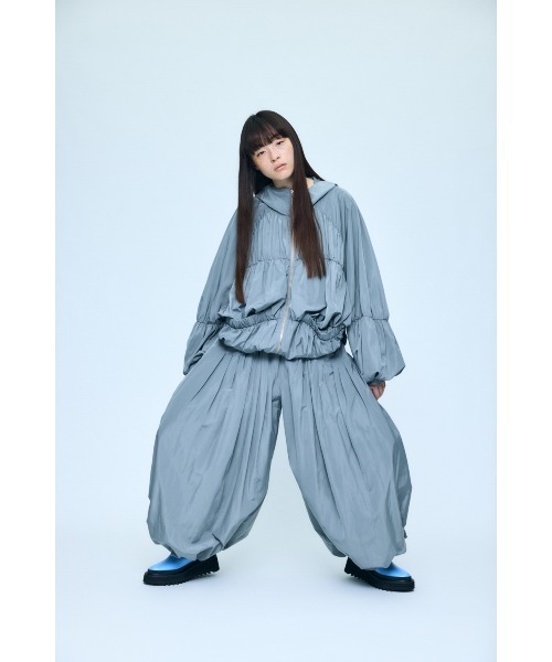 ENFOLD（エンフォルド）の「RAIN-CLOUD BLOUSON（ブルゾン・レディース・ダークネイビー/グレー・36/38）」の19枚目の写真