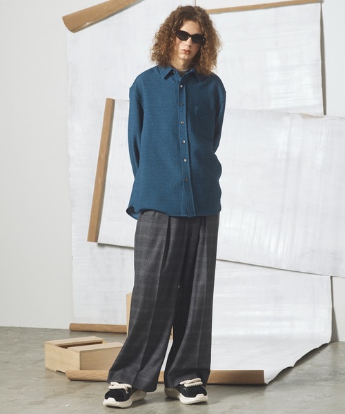 MAISON SPECIAL(メゾンスペシャル)の「《UNISEX》ツイーディーシャドウチェックプライムワイドツータックスラックス/Tweedy Shadow Check Prime-Wide Two-tuck Slacks【MAISON SPECIAL/メゾンスペシャル】■セットアップ対応■(スラックス・メンズ・ブラック/チャコールグレー・2/1/0)」の4枚目の写真