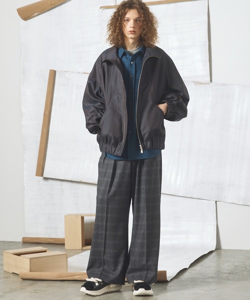 MAISON SPECIAL(メゾンスペシャル)の「《UNISEX》ツイーディーシャドウチェックプライムワイドツータックスラックス/Tweedy Shadow Check Prime-Wide Two-tuck Slacks【MAISON SPECIAL/メゾンスペシャル】■セットアップ対応■(スラックス・メンズ・ブラック/チャコールグレー・2/1/0)」の5枚目の写真