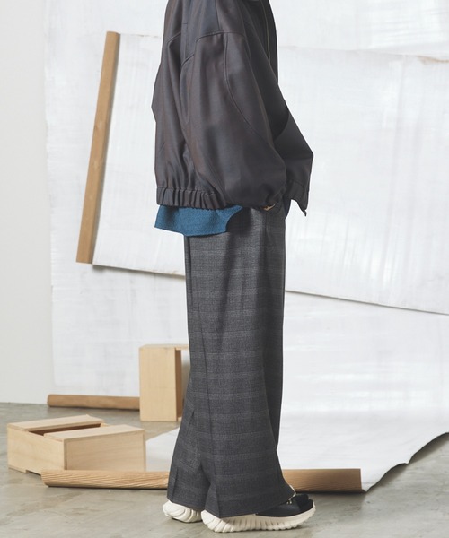 MAISON SPECIAL(メゾンスペシャル)の「《UNISEX》ツイーディーシャドウチェックプライムワイドツータックスラックス/Tweedy Shadow Check Prime-Wide Two-tuck Slacks【MAISON SPECIAL/メゾンスペシャル】■セットアップ対応■(スラックス・メンズ・ブラック/チャコールグレー・2/1/0)」の10枚目の写真