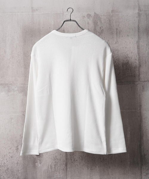 1111clothing（ワンフォークロージング）の「レタリング ヘンリーネック サーマルロンT / Lettering Henley Neck Thermal Long Sleeve T-Shirt（Tシャツ/カットソー・メンズ・ホワイト系1/ホワイト系2/ブラック系1/ブラック系2・S/M/L）」の16枚目の写真