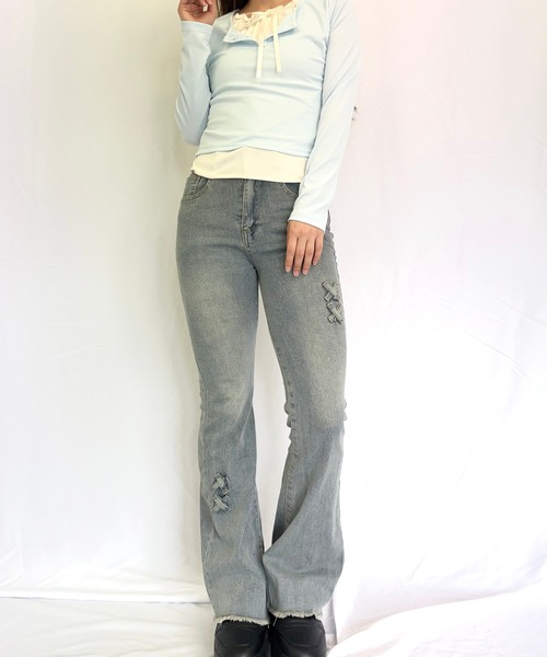 Alite cloth(アリーテクロス)の「フレアデニムパンツ(デニムパンツ・レディース・ブルー・L/M/S)」の10枚目の写真