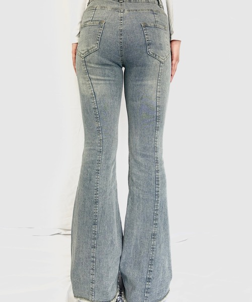 Alite cloth(アリーテクロス)の「フレアデニムパンツ(デニムパンツ・レディース・ブルー・L/M/S)」の6枚目の写真