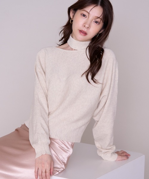MISCH MASCH(ミッシュマッシュ)の「2026秋冬新作 チョーカーネックカットアウトニット(ニット/セーター・レディース・ブラウン/ホワイト/ブラック/ベージュ・フリ-)」の1枚目の写真