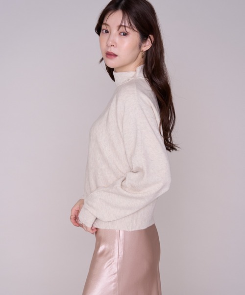 MISCH MASCH(ミッシュマッシュ)の「2026秋冬新作 チョーカーネックカットアウトニット(ニット/セーター・レディース・ブラウン/ホワイト/ブラック/ベージュ・フリ-)」の12枚目の写真