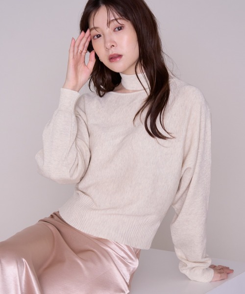 MISCH MASCH(ミッシュマッシュ)の「2026秋冬新作 チョーカーネックカットアウトニット(ニット/セーター・レディース・ブラウン/ホワイト/ブラック/ベージュ・フリ-)」の8枚目の写真