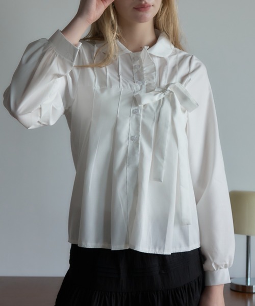 Birthday room(バースデイルーム)の「リボン付き丸襟BL/Round-collar blouse with a ribbon(シャツ/ブラウス・レディース・ホワイト/ブラック・FREE)」の8枚目の写真