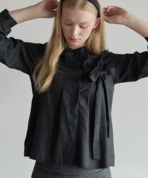 Birthday room(バースデイルーム)の「リボン付き丸襟BL/Round-collar blouse with a ribbon(シャツ/ブラウス・レディース・ホワイト/ブラック・FREE)」の13枚目の写真